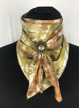 Load image into Gallery viewer, 31&quot; Woodland Olive Camo Wildrag